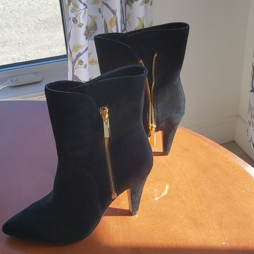 Women's ankle boots